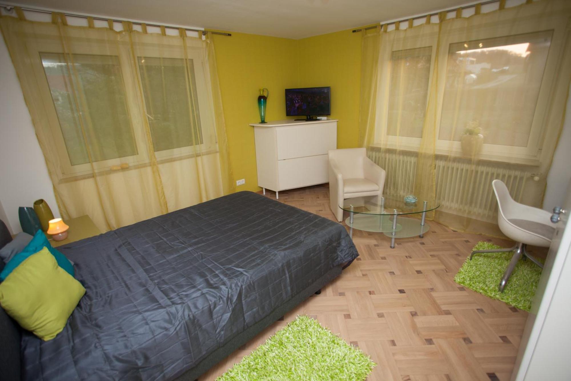 Pension Weinsberger Tal Löwenstein 部屋 写真
